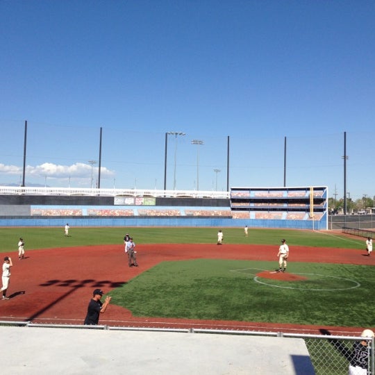 Big League Dreams-Yankee - Baseball Field in Las Vegas