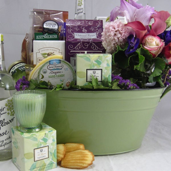 Fanciful Gift Baskets 1 tip