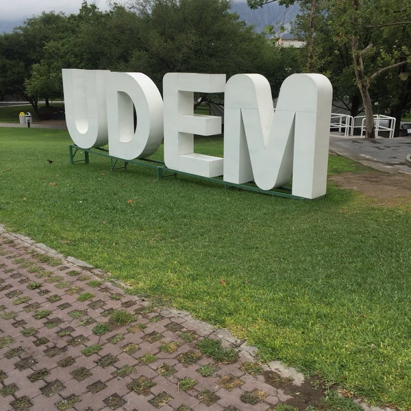 Снимок сделан в Universidad de Monterrey (UDEM) пользователем Majo M. 4/23/2017