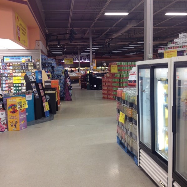 Giant Eagle Supermarket - Supermarket 