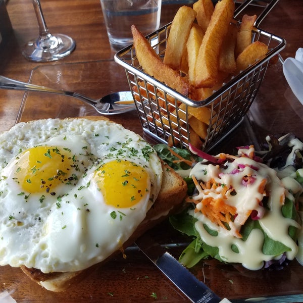 Delicious Madame croque with frites and salad!
