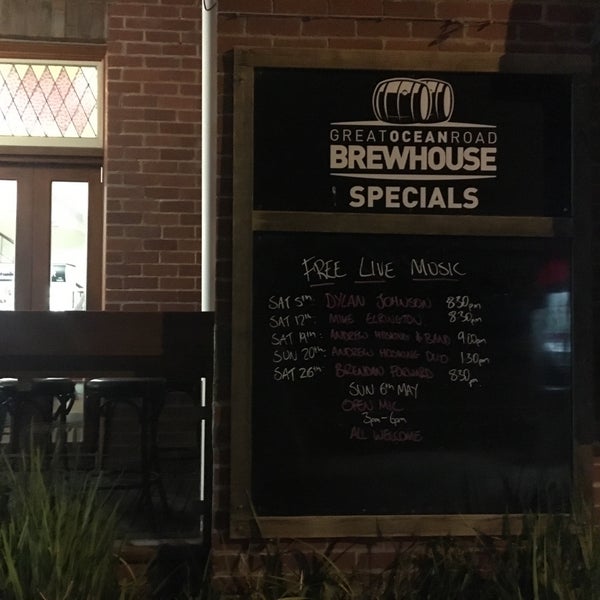 Photo taken at Great Ocean Road Brewhouse by Flamango C. on 5/1/2018