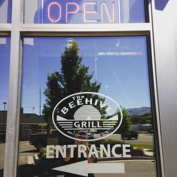 10/22/2015にThe Beehive GrillがThe Beehive Grillで撮った写真