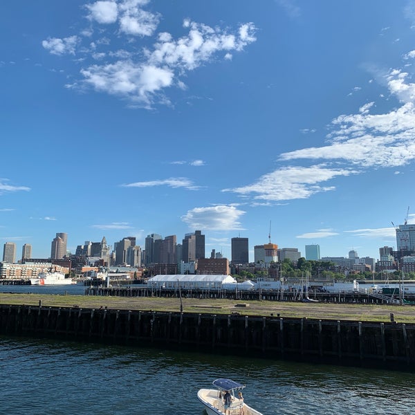 Foto scattata a Pier6 Boston da Rich T. il 6/15/2019