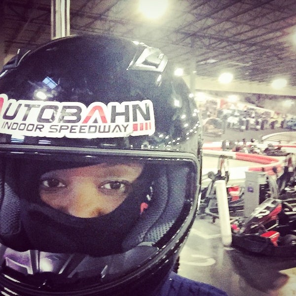 2/13/2015にJeneba G.がAutobahn Indoor Speedway &amp; Eventsで撮った写真
