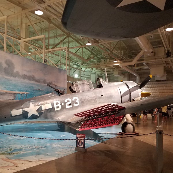 Снимок сделан в Pacific Aviation Museum Pearl Harbor пользователем Sherry B. 12/23/2018