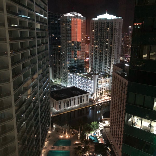 7/13/2018 tarihinde Brian Y.ziyaretçi tarafından JW Marriott Marquis Miami'de çekilen fotoğraf