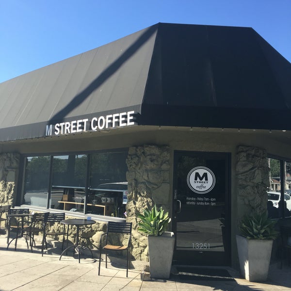 Foto tirada no(a) M Street Coffee por Andre R. em 9/25/2016
