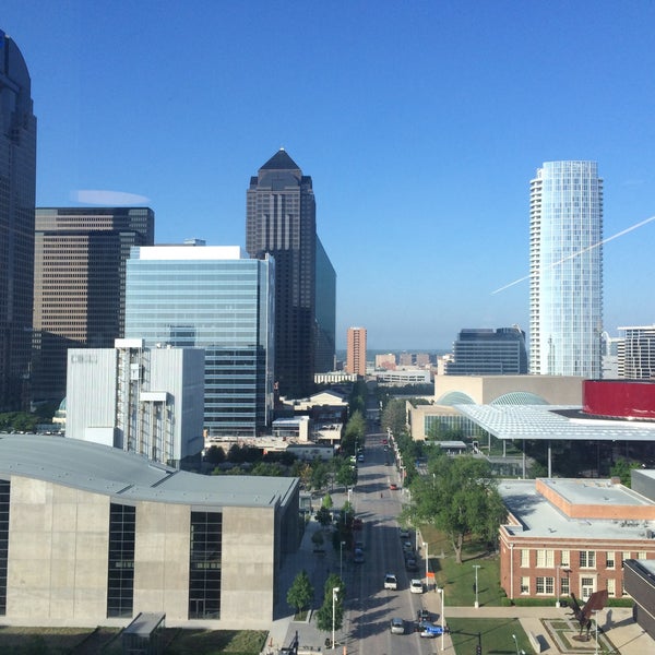 7-Eleven Corporate Office - Office in Dallas
