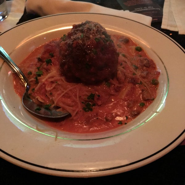 Capo's Italian Steakhouse Italian Restaurant in Las Vegas