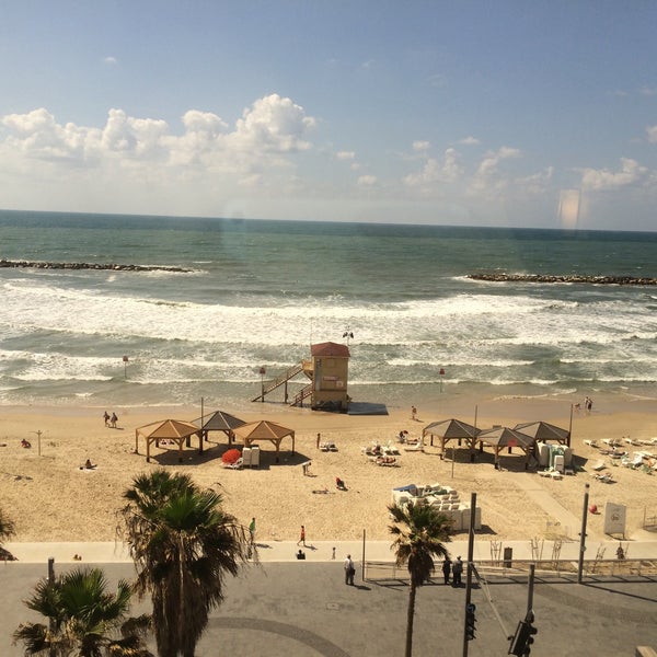 Photo taken at Dan Hotel Tel Aviv by Zara ☀️ on 3/29/2016