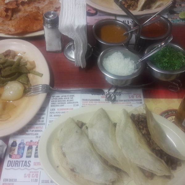 Fotos en Tacos El Bajito (El Guero) 43 tips