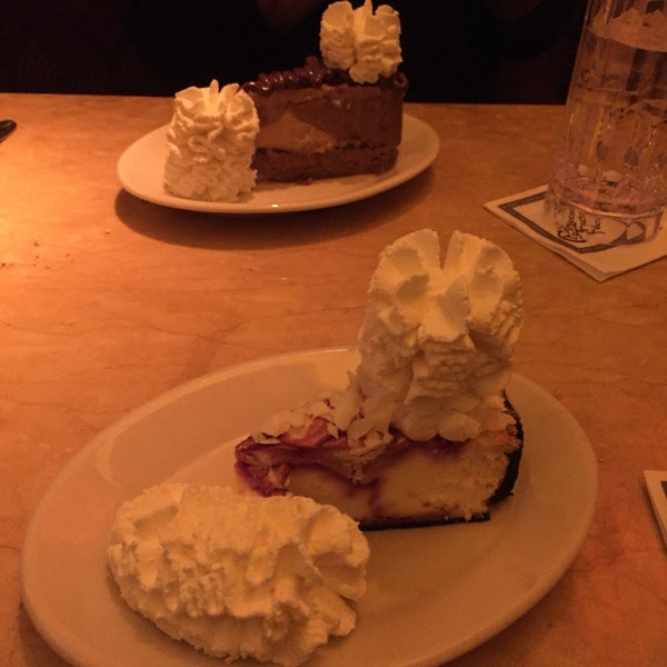 The Cheesecake Factory American Restaurant in Reno