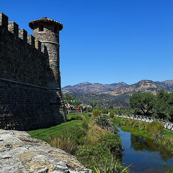 Das Foto wurde bei Castello di Amorosa von Alba R. am 9/17/2023 aufgenommen