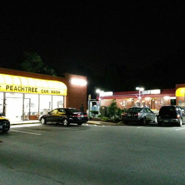 Peachtree Car Wash Fuel Station in Greater Landover