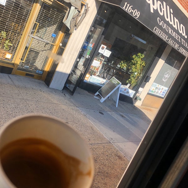 Cipollina Gourmet Italian Market Café in Forest Hills