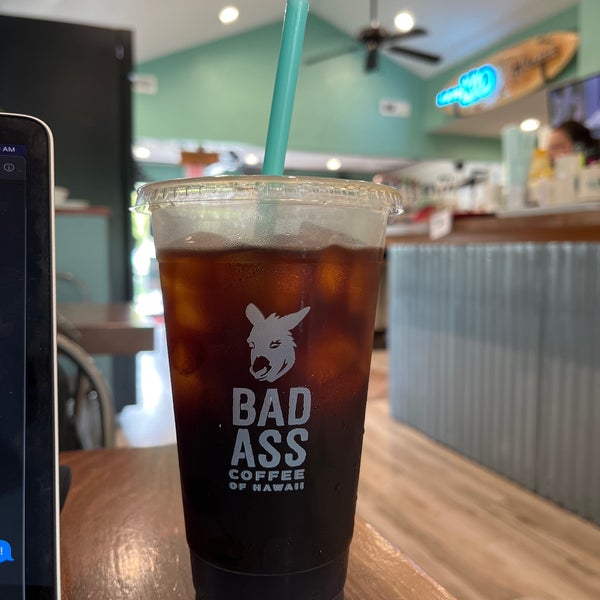 Photo taken at Bad Ass Coffee of Hawaii by Ryan D. on 5/6/2022