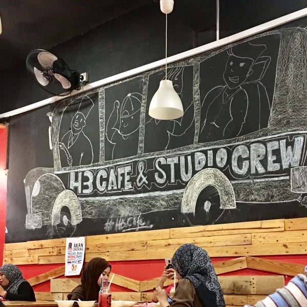 Photos At Hb Cafe Vintage Classic Cafe In Teluk Intan