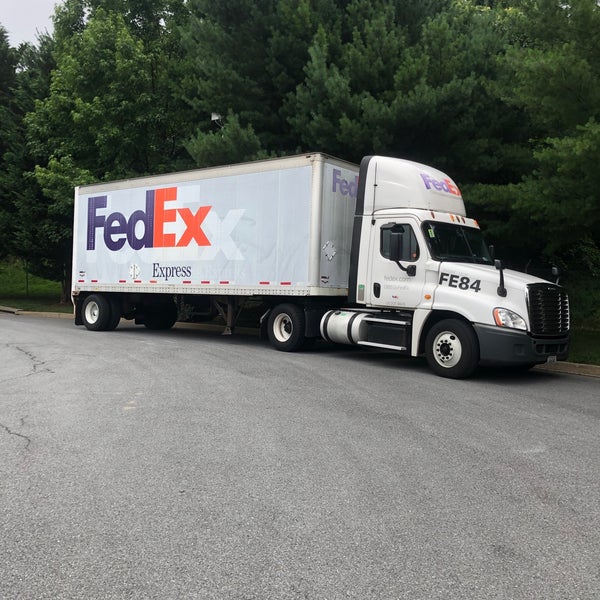 FedEx Ship Center Rockville, MD'da fotoğraflar