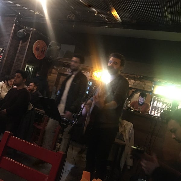 Photo taken at Huni Cafe &amp; Bar by Beray T. on 1/28/2020