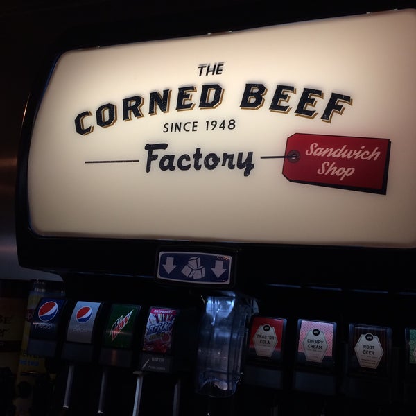 4/9/2016にPiperがThe Corned Beef Factoryで撮った写真