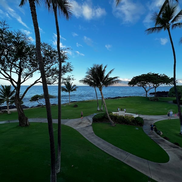 รูปภาพถ่ายที่ Wailea Beach Resort - Marriott, Maui โดย JR เมื่อ 3/24/2022