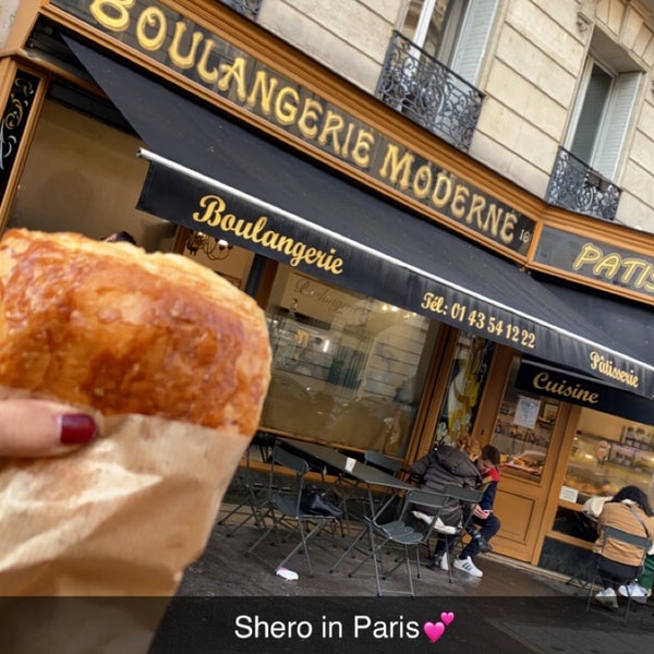 Boulangerie Moderne Bakery In Paris