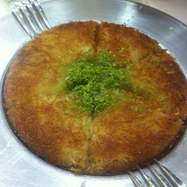 Баклава кюнефе