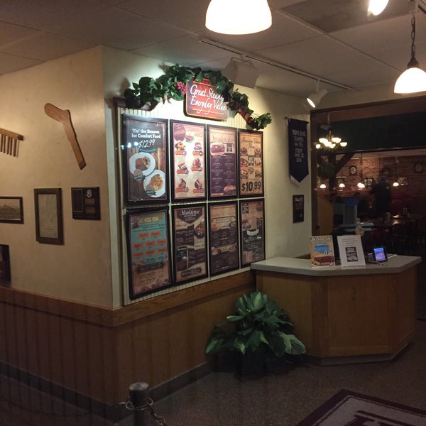 Hoss s Steak And Sea House American Restaurant in Gettysburg