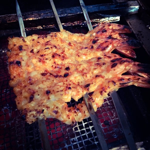 Grilled spicy shrimp & Sake --> BFF #🍤 #🍶 #junshokudo #grill #spicy #shrimp #sake #seafood #drinks #bff #downtownbrooklyn #nyc #japanesefood