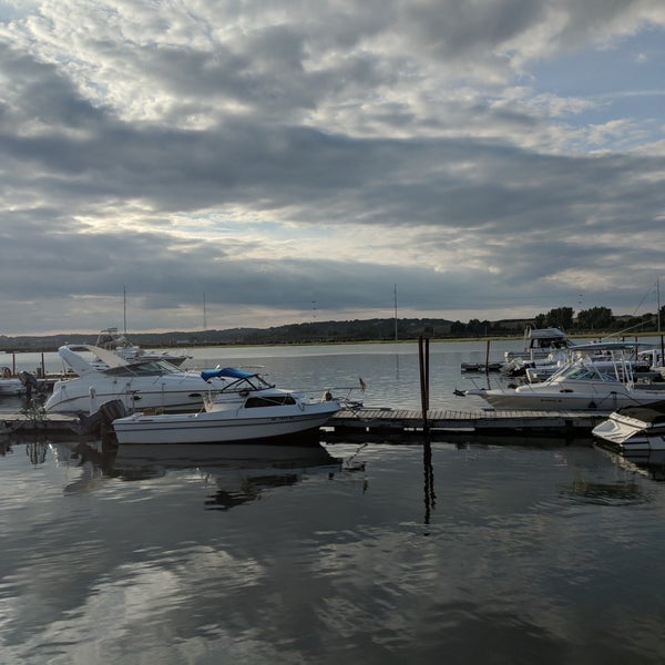 The Marina Restaurant & Bar at the Wharf 1 tip