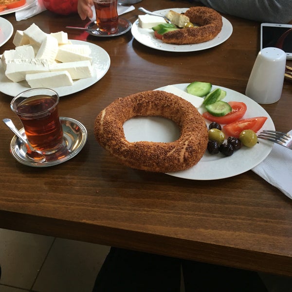 Снимок сделан в Taş Konak Cafe пользователем Nurşen V. 12/9/2016