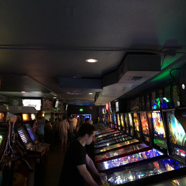 Photo taken at The 1UP Arcade Bar - Colfax by Yair F. on 8/31/2019