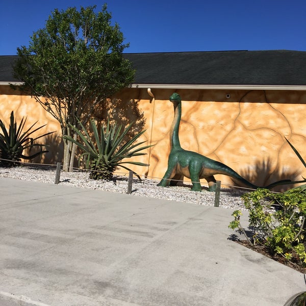 4/15/2019 tarihinde Lola J.ziyaretçi tarafından Dinosaur World'de çekilen fotoğraf