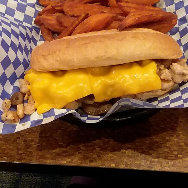 Photo taken at Blue Moose Burgers &amp; Wings by LilJessee S. on 5/9/2019