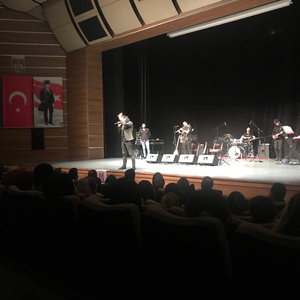 Foto tomada en Osman Hamdi Bey Kültür Merkezi  por Su el 11/21/2018