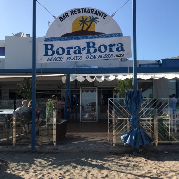 Foto diambil di Bora Bora Ibiza oleh Turki K. pada 10/2/2019