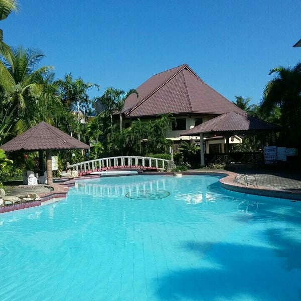 La Filipiniana Hotel Poolside - Hotel Pool in City of Calapan
