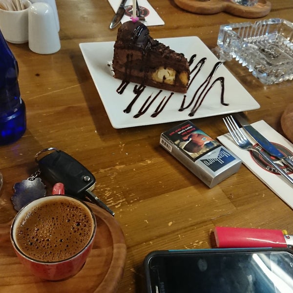 Foto tirada no(a) Steakhouse &amp; Coffee por Kübra em 5/12/2018