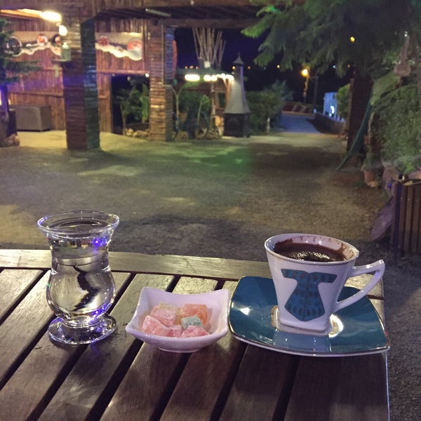 11/30/2015에 Burhan B.님이 Fulya Cafe &amp; Restaurant에서 찍은 사진