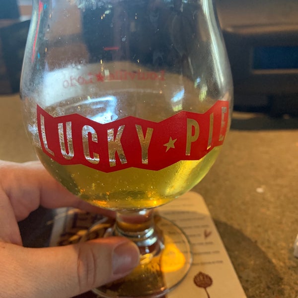 Photo taken at Lucky Pie Pizza &amp; Tap House by Milena N. on 7/11/2019