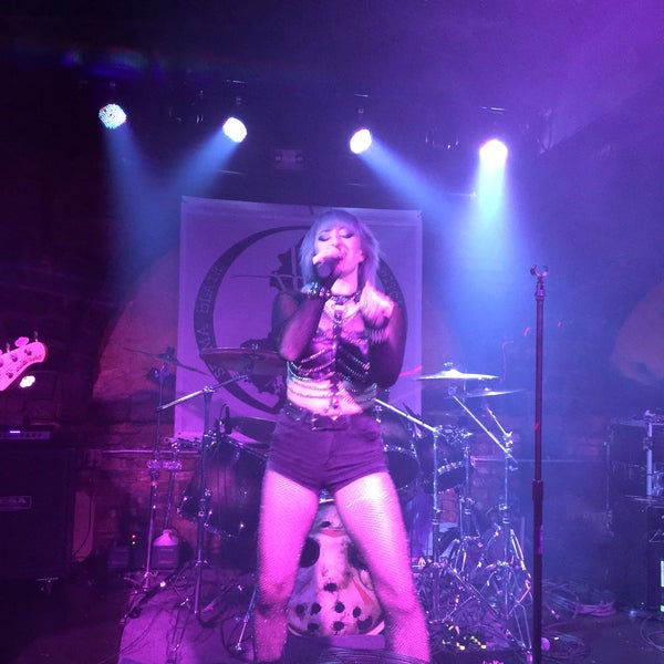 QXT's Night Club in Newark