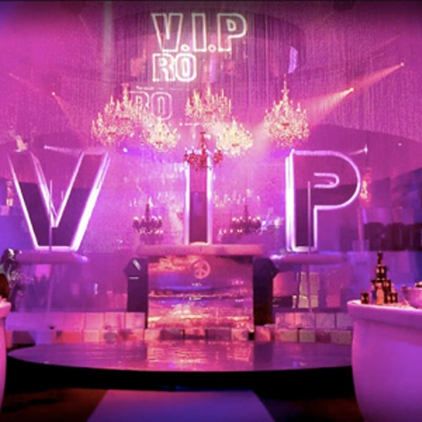 Эвент стор. Эдвин групп. Дизайн 80х в веб дизайне. Эдвин групп. Event store.