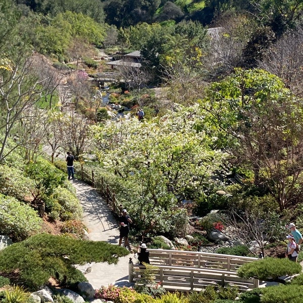 Foto diambil di Japanese Friendship Garden oleh Anton S. pada 2/6/2022