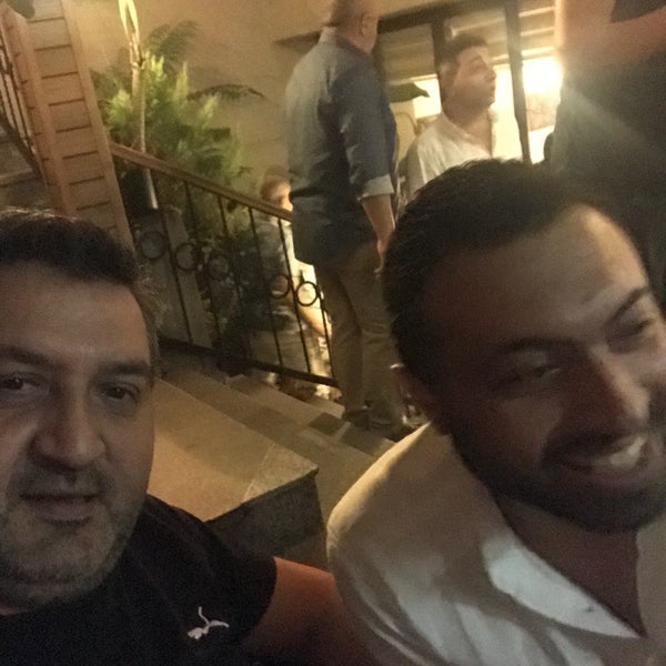 Das Foto wurde bei Zervan Restaurant &amp; Ocakbaşı von Ertugrul K. am 6/16/2018 aufgenommen
