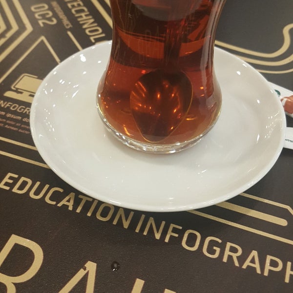 รูปภาพถ่ายที่ Coffee Green โดย F.Hanım.C. เมื่อ 2/24/2019