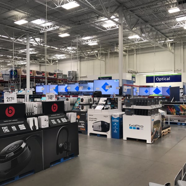 Photos at Sam's Club Kenosha, WI