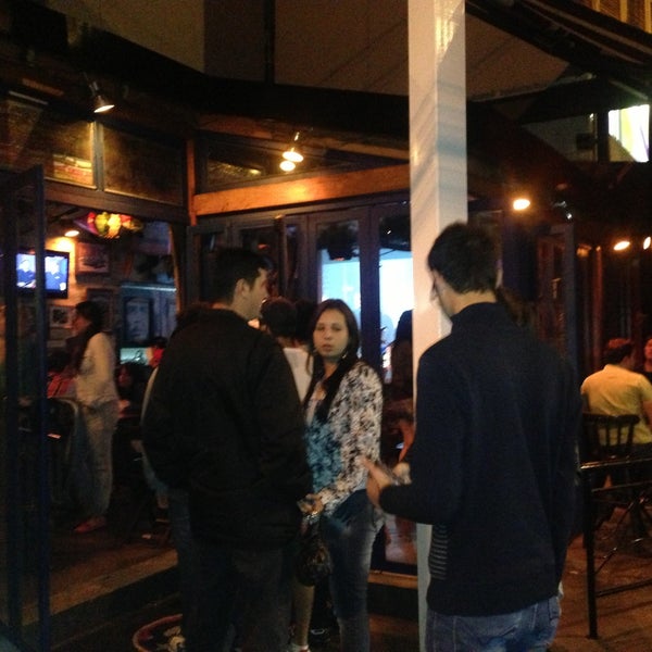 4/28/2013 tarihinde CHE G.ziyaretçi tarafından La Revolucion Bar'de çekilen fotoğraf