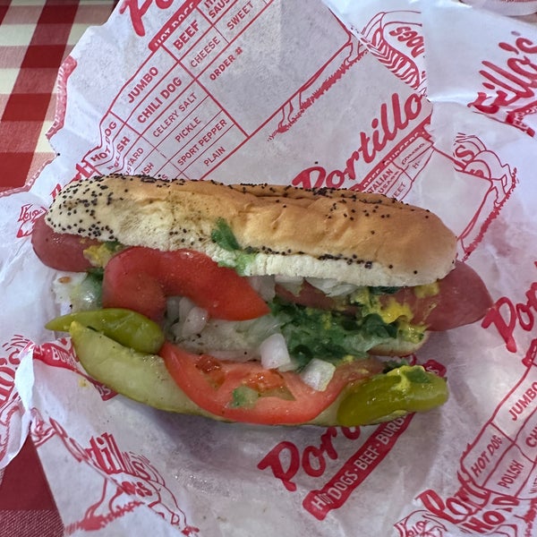 Photo taken at Portillo&#39;s by Kevin Y. on 9/14/2023