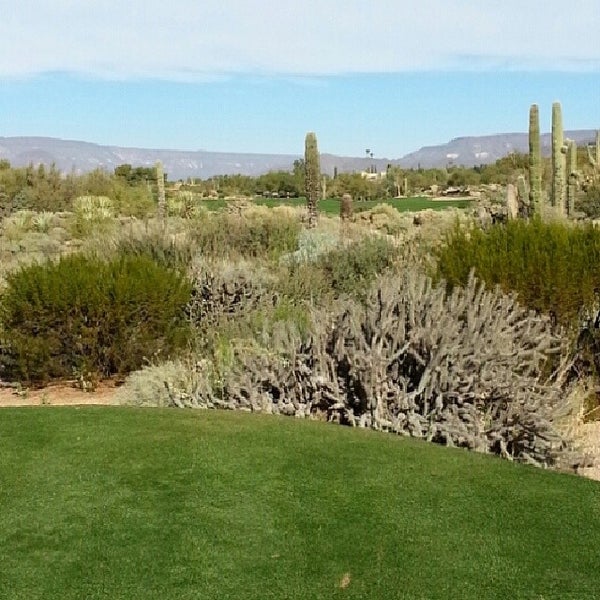 รูปภาพถ่ายที่ Boulders Golf Club โดย John เมื่อ 12/4/2013